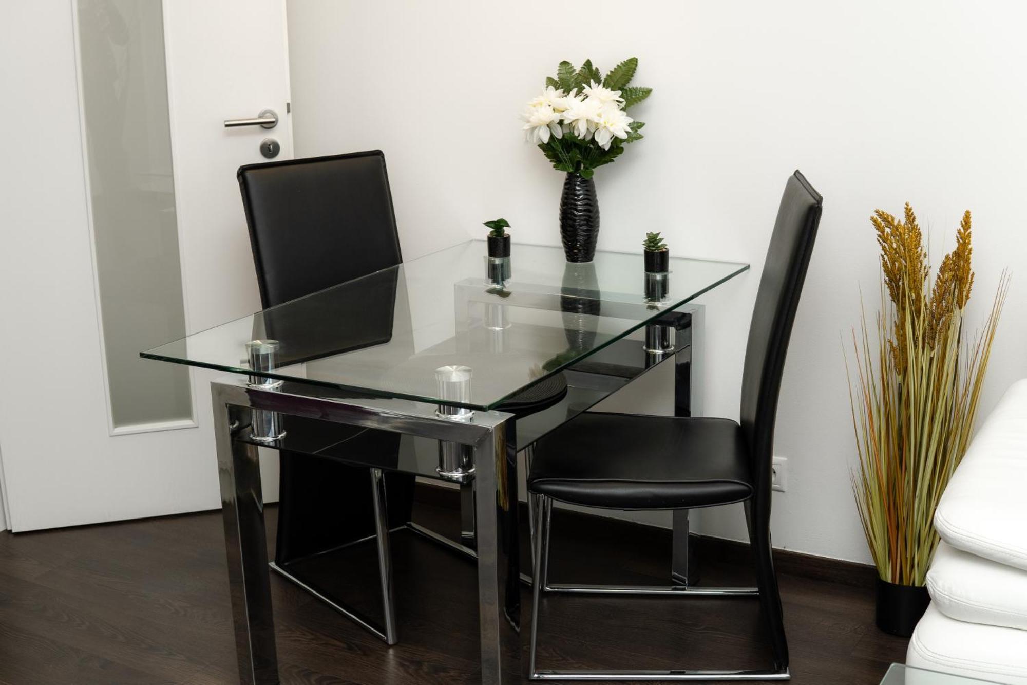 Bnb New Beautiful Apartment In The Center Of Ostrava With Option Garage Parking Exterior photo