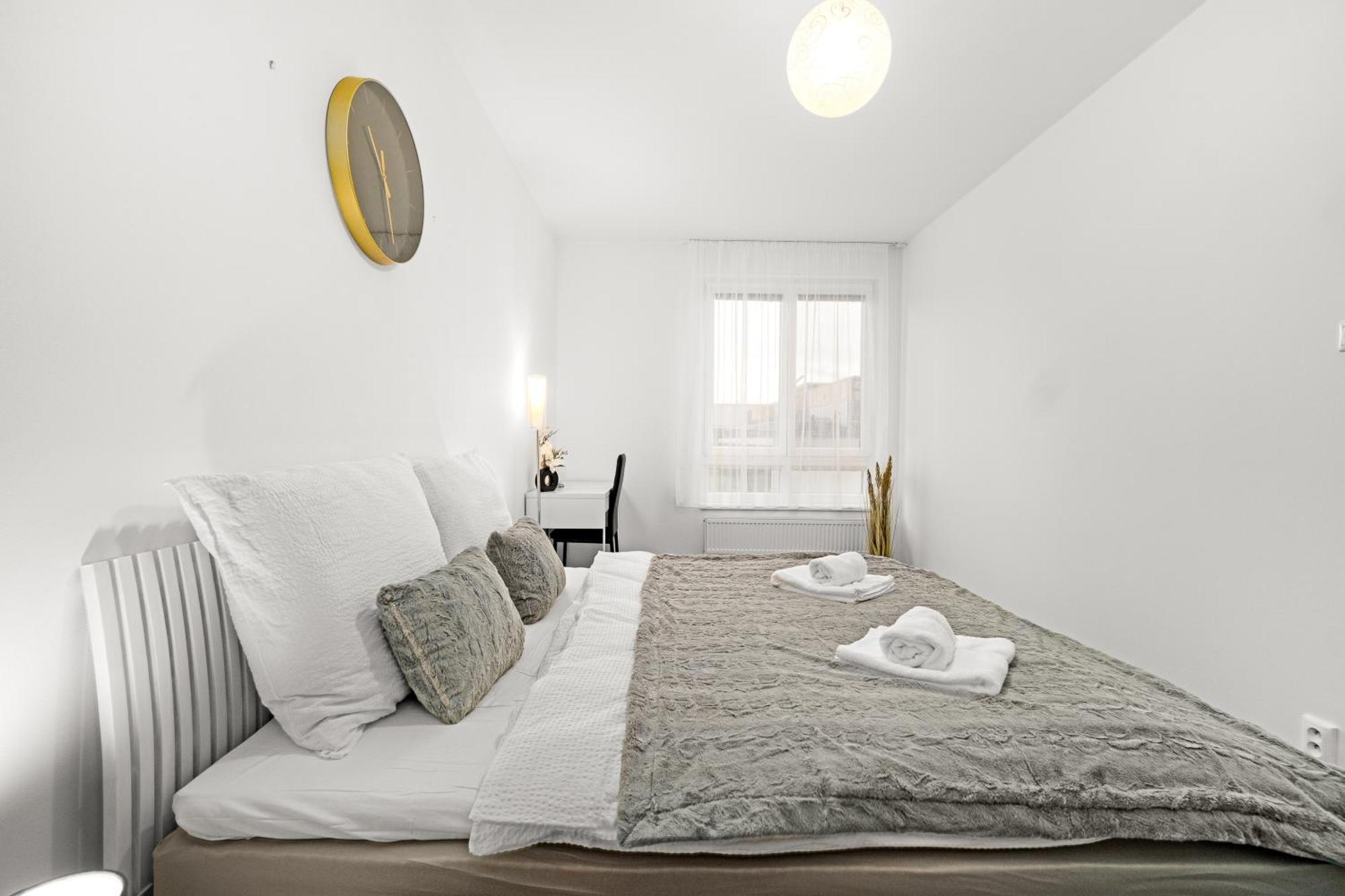 Bnb New Beautiful Apartment In The Center Of Ostrava With Option Garage Parking Exterior photo