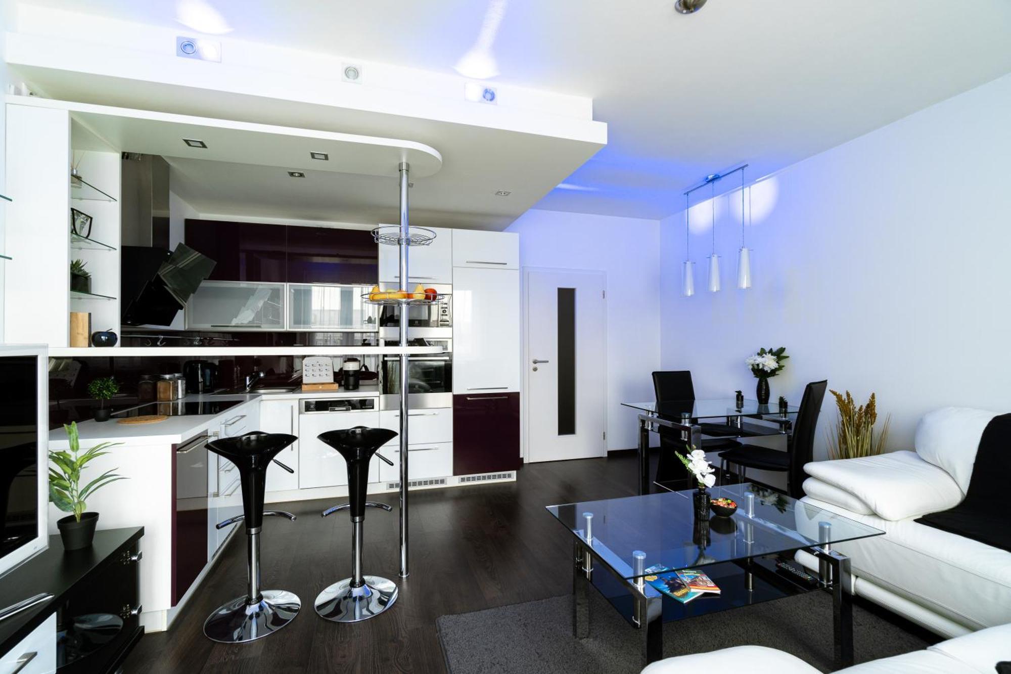 Bnb New Beautiful Apartment In The Center Of Ostrava With Option Garage Parking Exterior photo