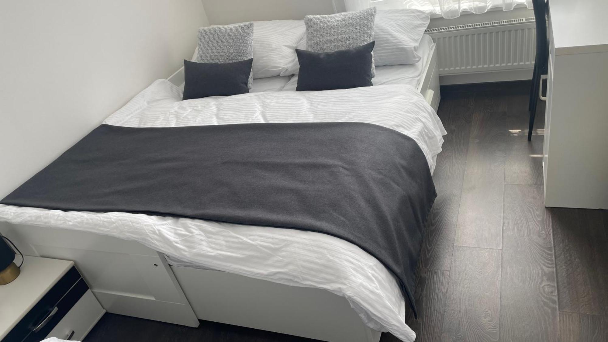 Bnb New Beautiful Apartment In The Center Of Ostrava With Option Garage Parking Exterior photo