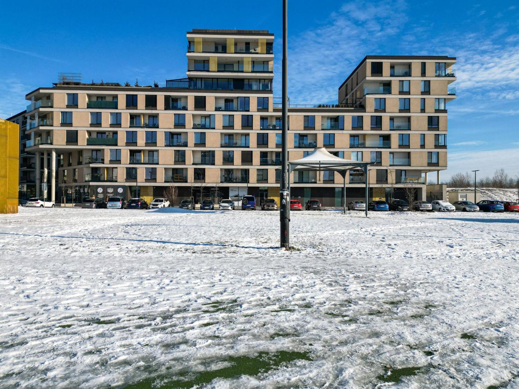 Bnb New Beautiful Apartment In The Center Of Ostrava With Option Garage Parking Exterior photo