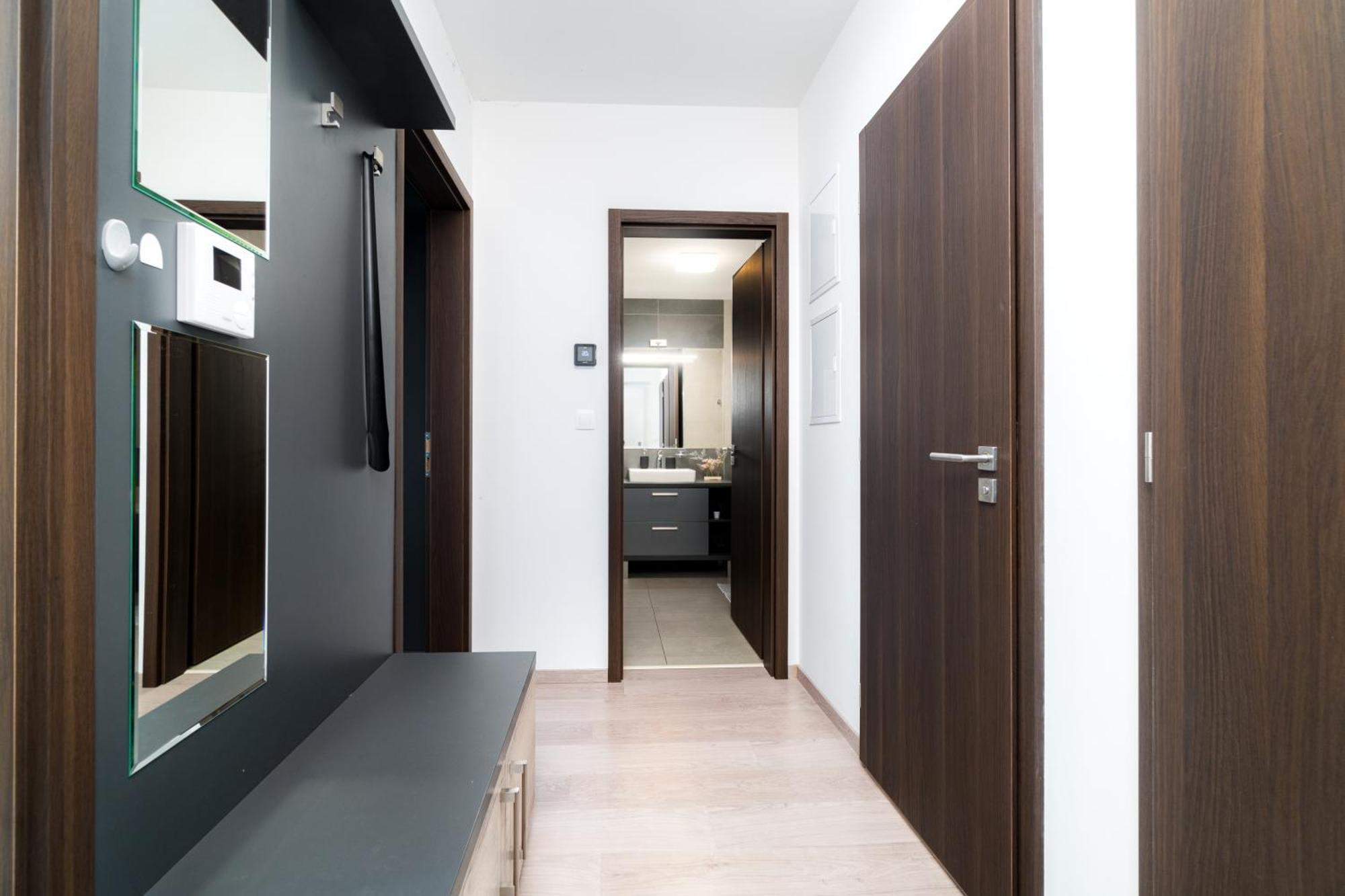 Bnb New Beautiful Apartment In The Center Of Ostrava With Option Garage Parking Exterior photo
