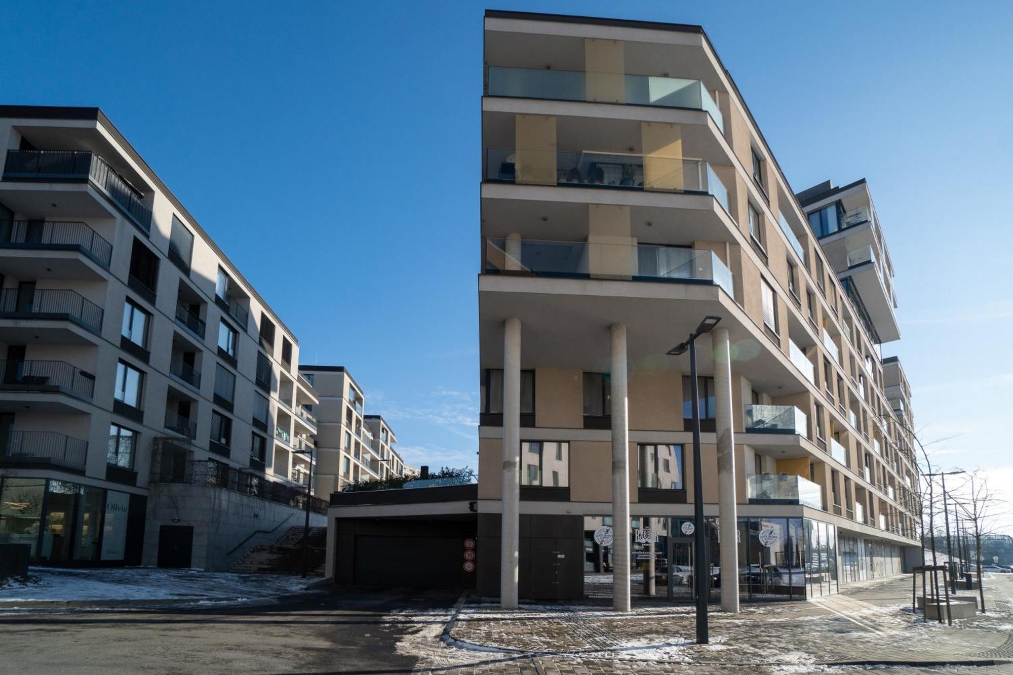 Bnb New Beautiful Apartment In The Center Of Ostrava With Option Garage Parking Exterior photo